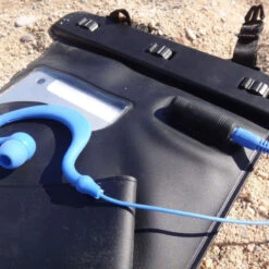 POCHETTE ETANCHE MP3 AVEC PRISE JACK ETANCHE SEAWAG -Kayak Soldes Boutique pochette etanche mp3 avec prise jack etanche seawag 5